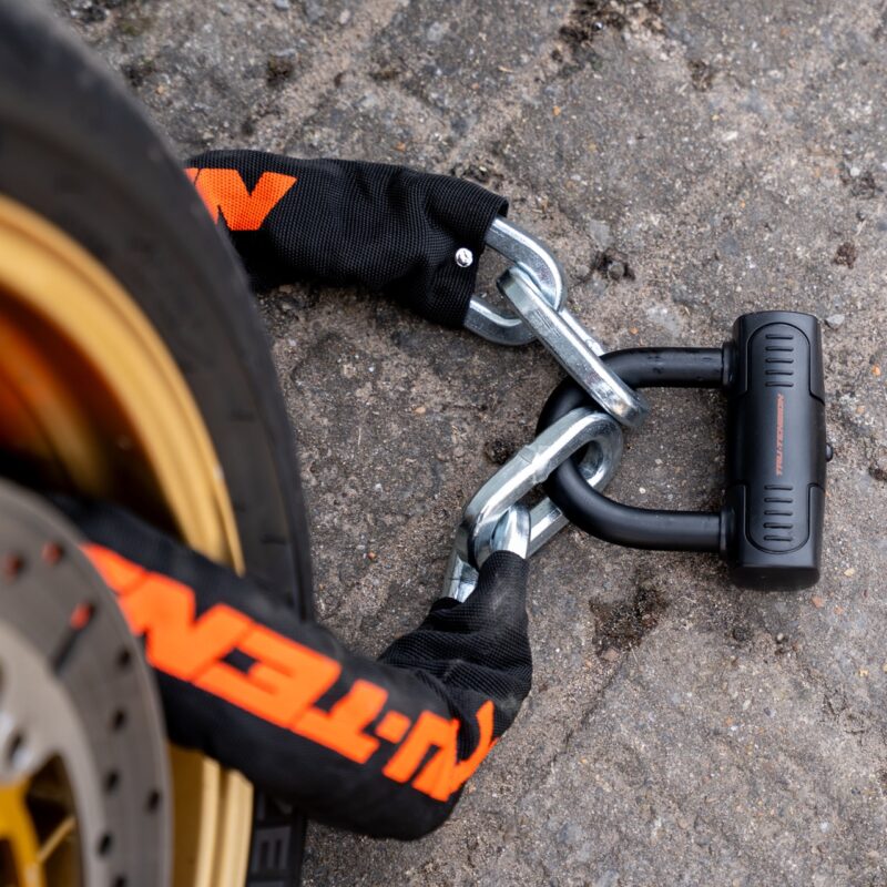12mm x 1.5m High Security Motorcycle Chain Lock - Image 3